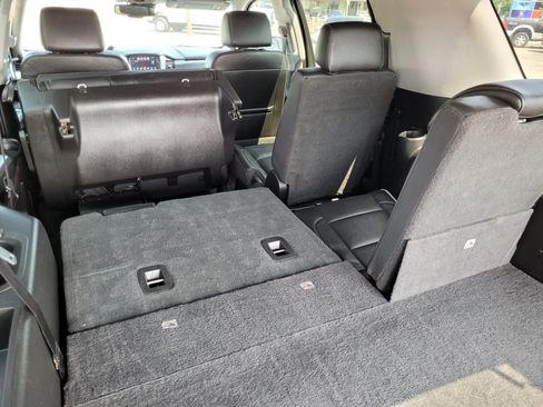 Used 2019 GMC Yukon XL SLT RWD image 13
