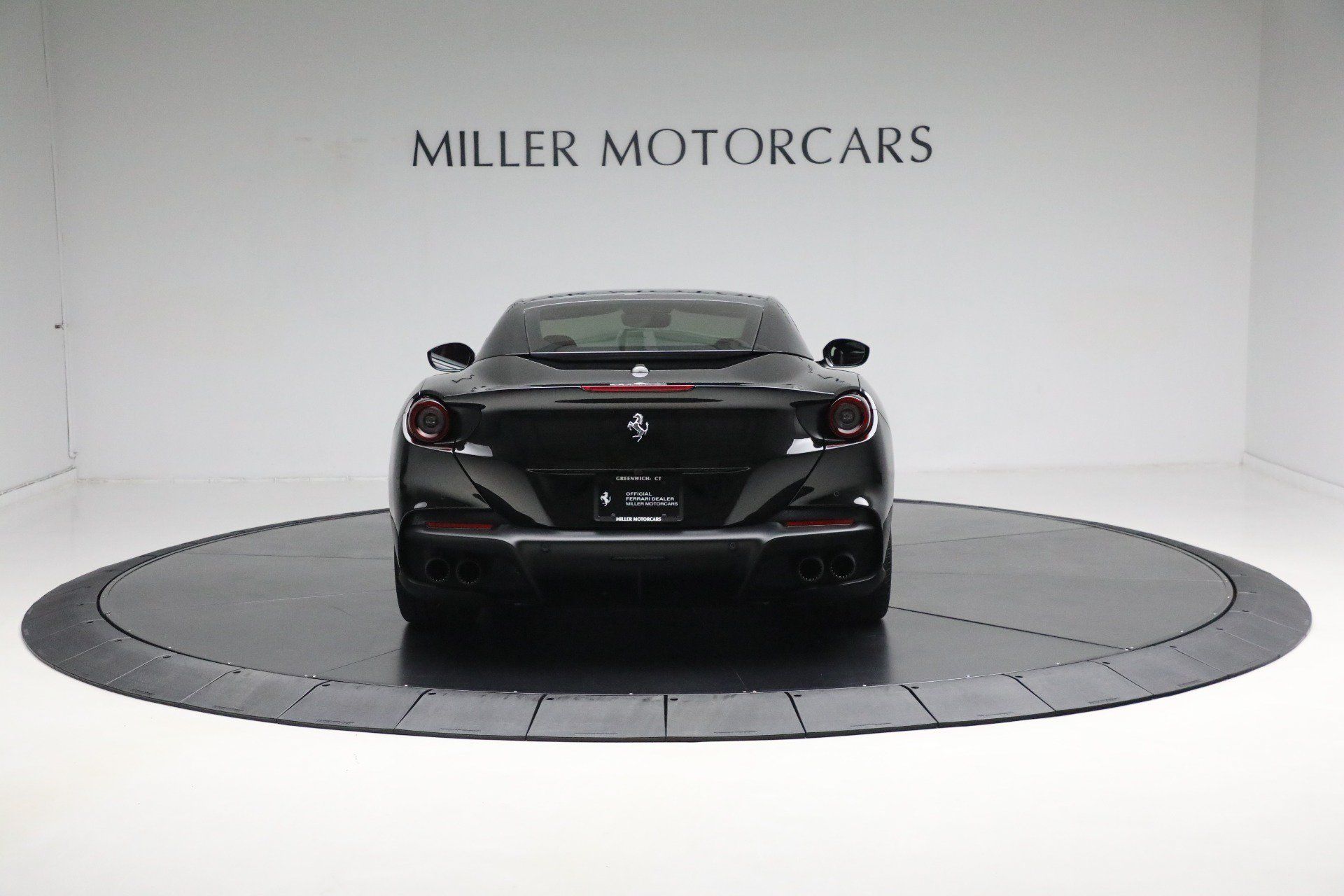 Certified 2023 Ferrari Portofino M RWD image 16