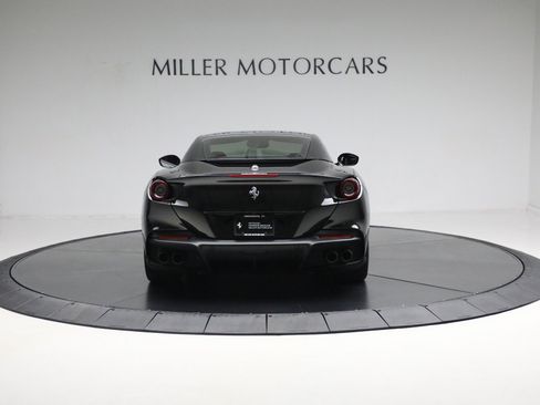Certified 2023 Ferrari Portofino M RWD image 16