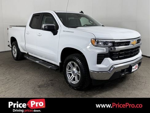 Used 2024 Chevrolet Silverado 1500 LT w/ Protection Package AWD/4WD image 1