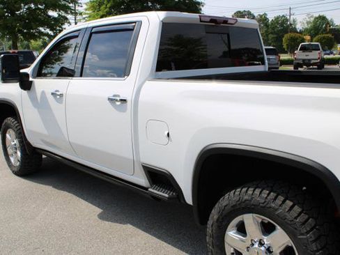 Used 2023 Chevrolet Silverado 2500 LTZ w/ LTZ Plus Package image 12