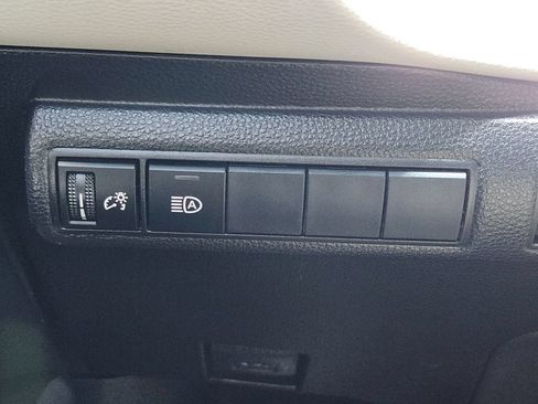 Used 2020 Toyota Corolla LE w/ LE Premium Package FWD image 13