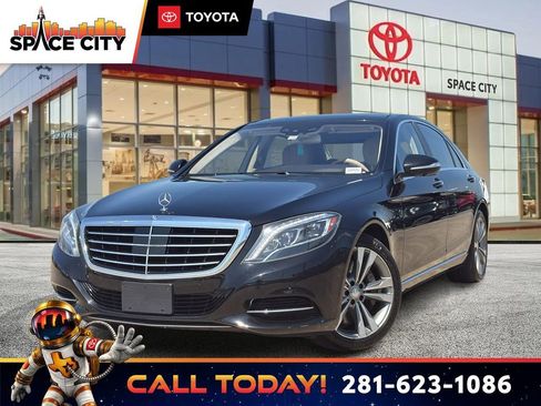 Used 2015 Mercedes-Benz S 550 4MATIC Sedan image 1