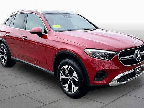 Used 2026 Mercedes-Benz GLC 350e 4MATIC image 3