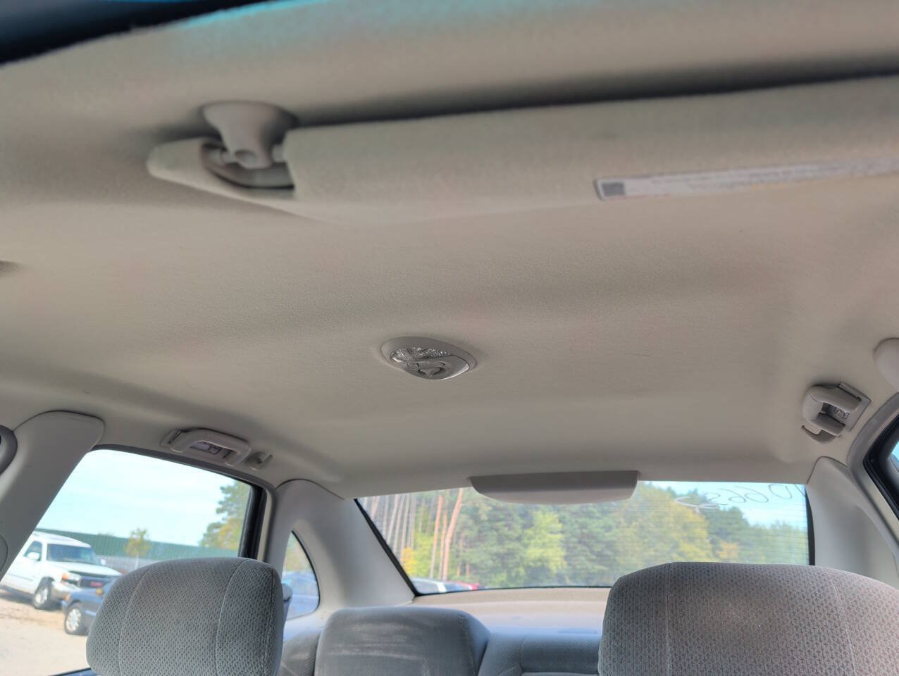 Used 2000 Saturn L-Series LS2 FWD image 31