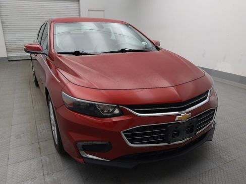 Used 2016 Chevrolet Malibu LT FWD image 14