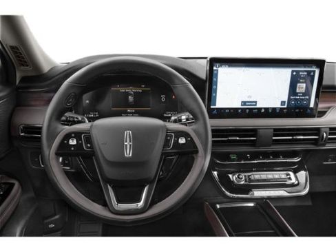 New 2025 Lincoln Corsair Reserve image 30