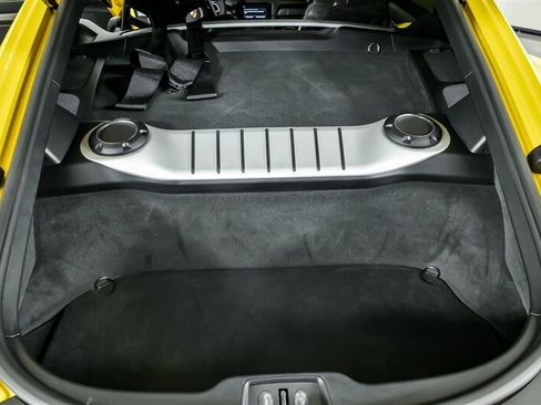 Used 2020 Porsche 718 Cayman GT4 RWD image 16