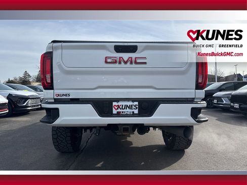 Used 2022 GMC Sierra 3500 AT4 w/ Gooseneck/5TH Wheel Package image 8