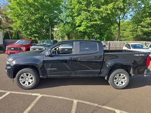 Used 2021 Chevrolet Colorado LT w/ LT Convenience Package AWD/4WD image 4