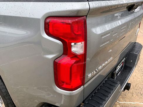 Certified 2025 Chevrolet Silverado 1500 High Country w/ Technology Package image 26