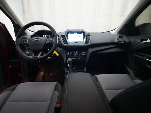 Used 2018 Ford Escape SE w/ SE Sync 3 Package AWD/4WD image 5