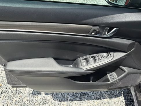 Used 2019 Honda Accord LX image 15