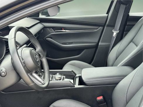 Used 2024 MAZDA MAZDA3 s FWD image 5