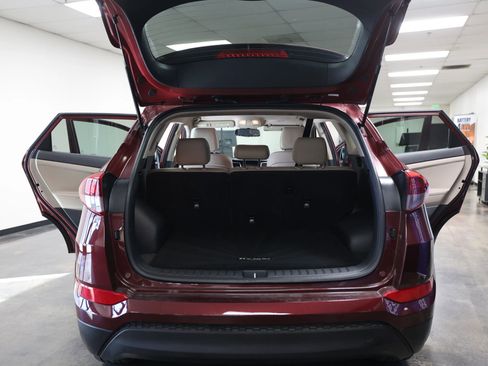 Used 2017 Hyundai Tucson SE Plus image 41