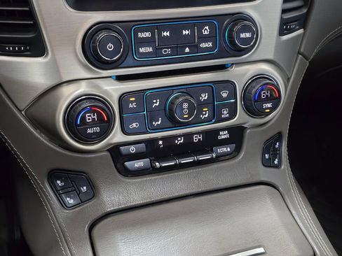 Used 2019 GMC Yukon XL Denali w/ Denali Ultimate Package AWD/4WD image 14