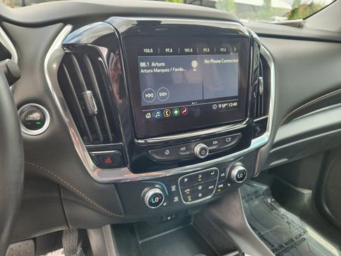 Used 2020 Chevrolet Traverse LT w/ LPO, Blackout Package AWD/4WD image 27