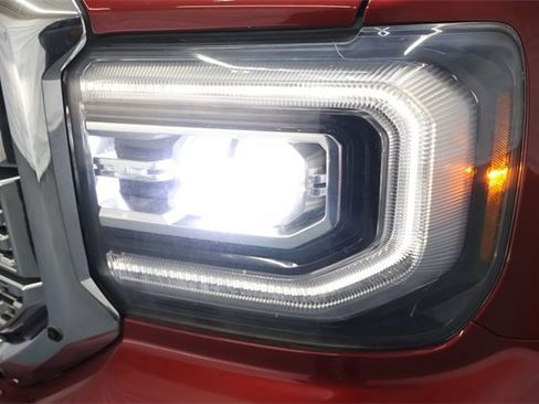 Used 2018 GMC Sierra 1500 Denali w/ Denali Ultimate Package image 42