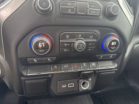 Used 2019 Chevrolet Silverado 1500 RST w/ All-Star Edition RWD image 16