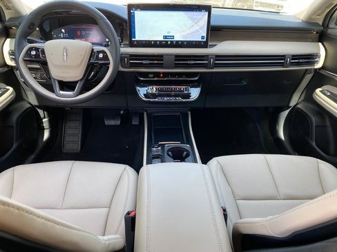 New 2026 Lincoln Corsair Reserve image 16