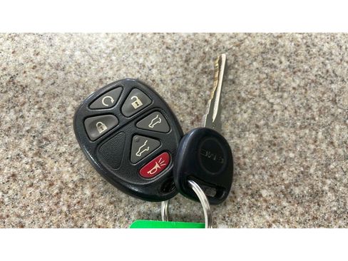 Used 2012 GMC Yukon XL SLT w/ SLT-2 Equipment Package image 19