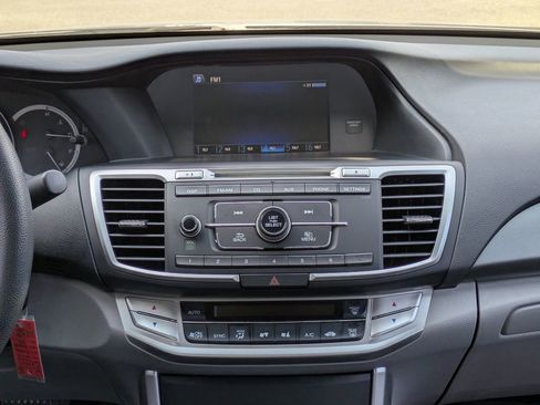 Used 2013 Honda Accord LX image 16