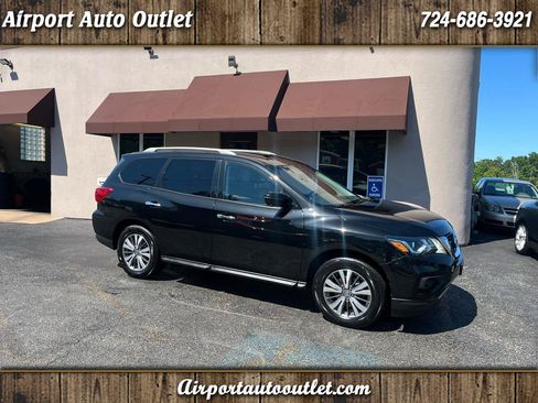 Used 2019 Nissan Pathfinder SL AWD/4WD image 1