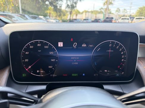 Used 2025 Mercedes-Benz GLC 350e 4MATIC image 21
