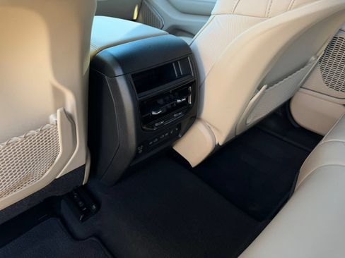 Used 2026 Jeep Grand Cherokee Limited RWD image 26