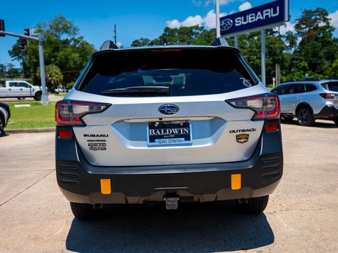Certified 2023 Subaru Outback Wilderness AWD/4WD image 5