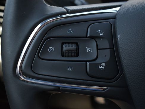 Used 2025 Buick Envista Sport Touring w/ Convenience I Package image 17