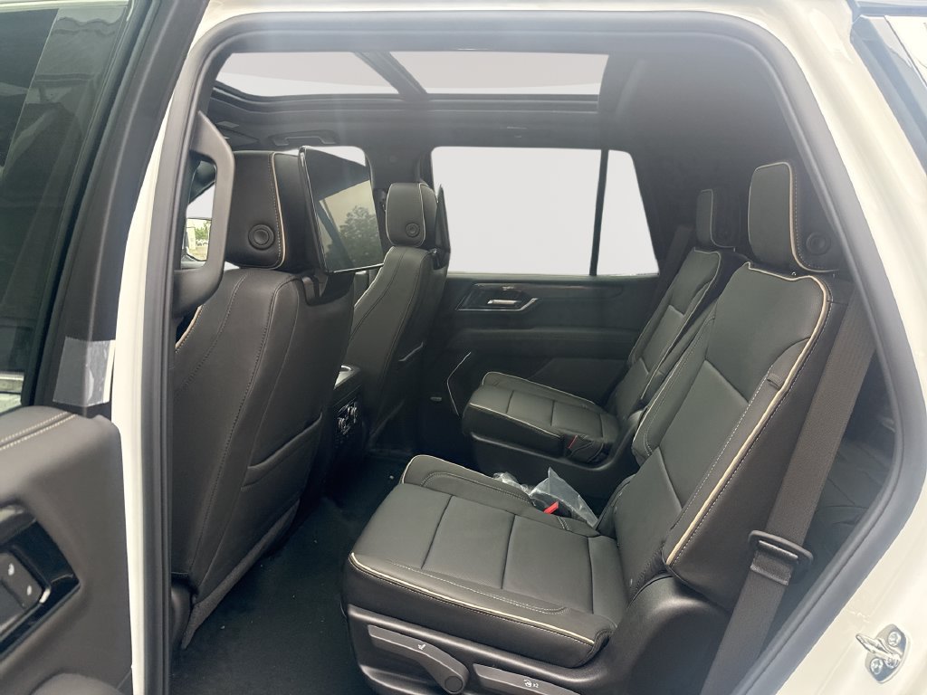 New 2026 GMC Yukon Elevation w/ Elevation Premium Package AWD/4WD image 26