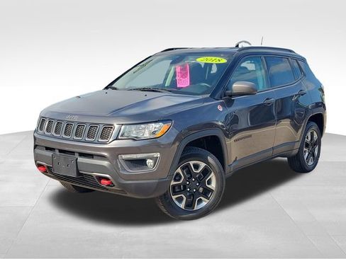 Used 2018 Jeep Compass Trailhawk w/ Leather Interior Group AWD/4WD image 1
