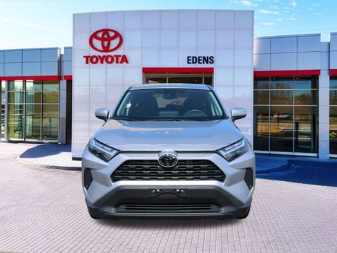 Used 2024 Toyota RAV4 LE AWD/4WD image 10