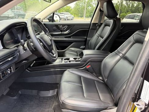 Certified 2024 Lincoln Corsair FWD image 12