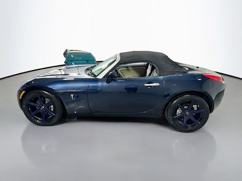 Used 2007 Pontiac Solstice Convertible w/ Premium Package RWD image 31