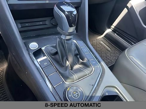 Used 2022 Volkswagen Tiguan SE R-Line AWD/4WD image 34