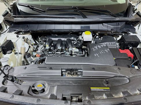Used 2025 Nissan Pathfinder SV FWD image 28