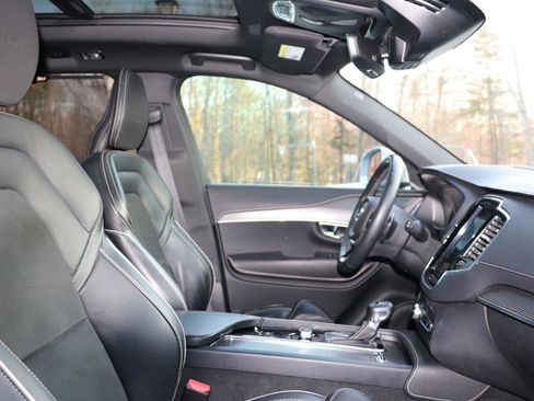 Used 2019 Volvo XC90 T6 R-Design w/ Advanced Package image 42