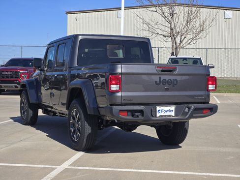 New 2026 Jeep Gladiator Mojave AWD/4WD image 3