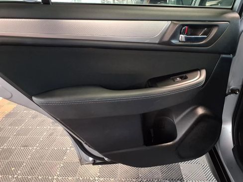 Used 2018 Subaru Outback 2.5i Premium AWD/4WD image 15