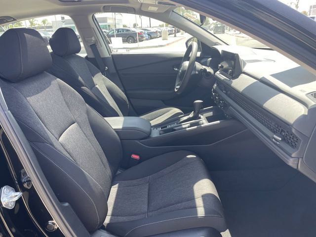 Used 2025 Honda Accord SE image 28