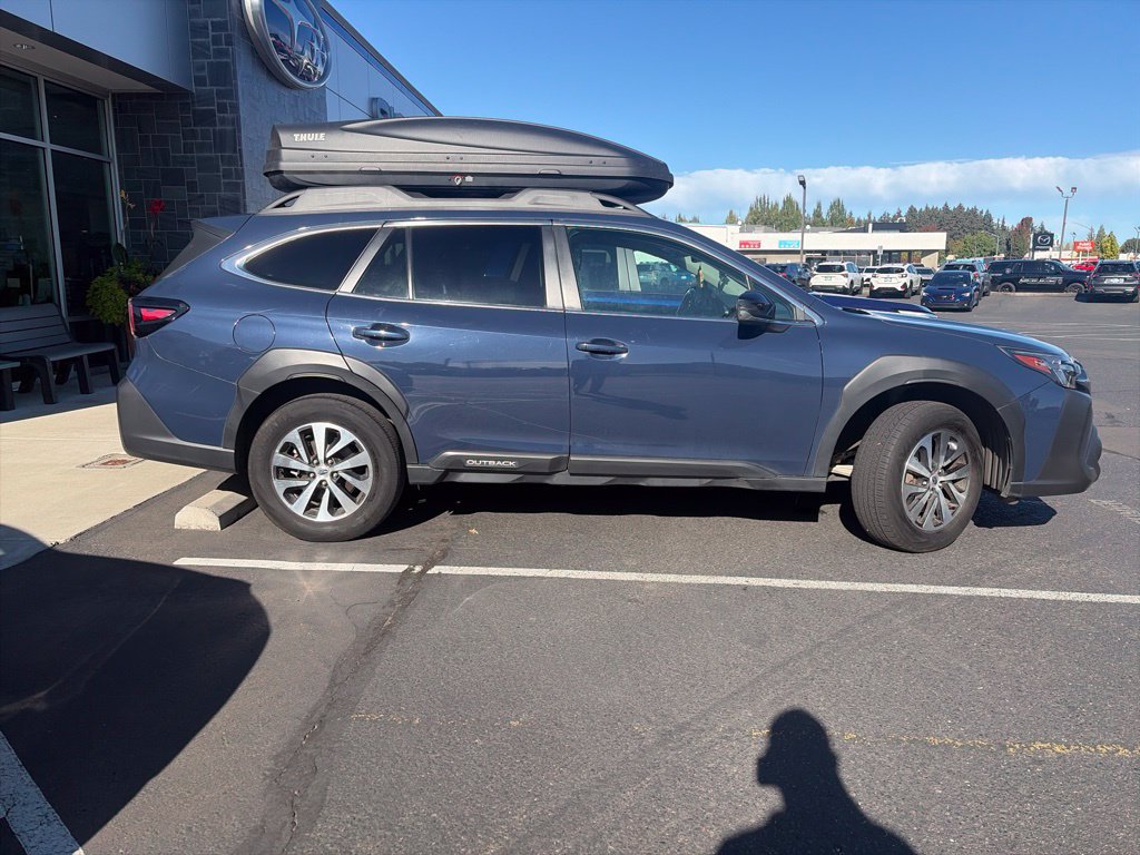 Used 2024 Subaru Outback Premium AWD/4WD image 7