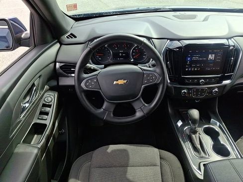 Certified 2023 Chevrolet Traverse LT AWD/4WD image 12