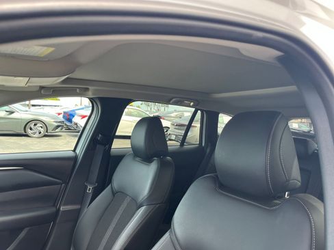 Used 2025 MAZDA CX-50 AWD 2.5 S w/ Premium Package image 30