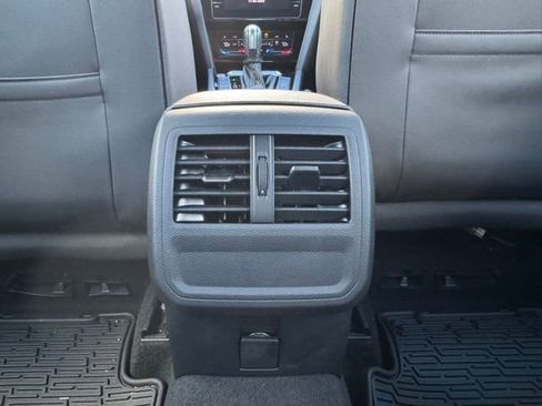 Used 2023 Volkswagen Arteon SE image 23