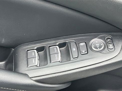 Used 2022 Honda Accord Sport image 12