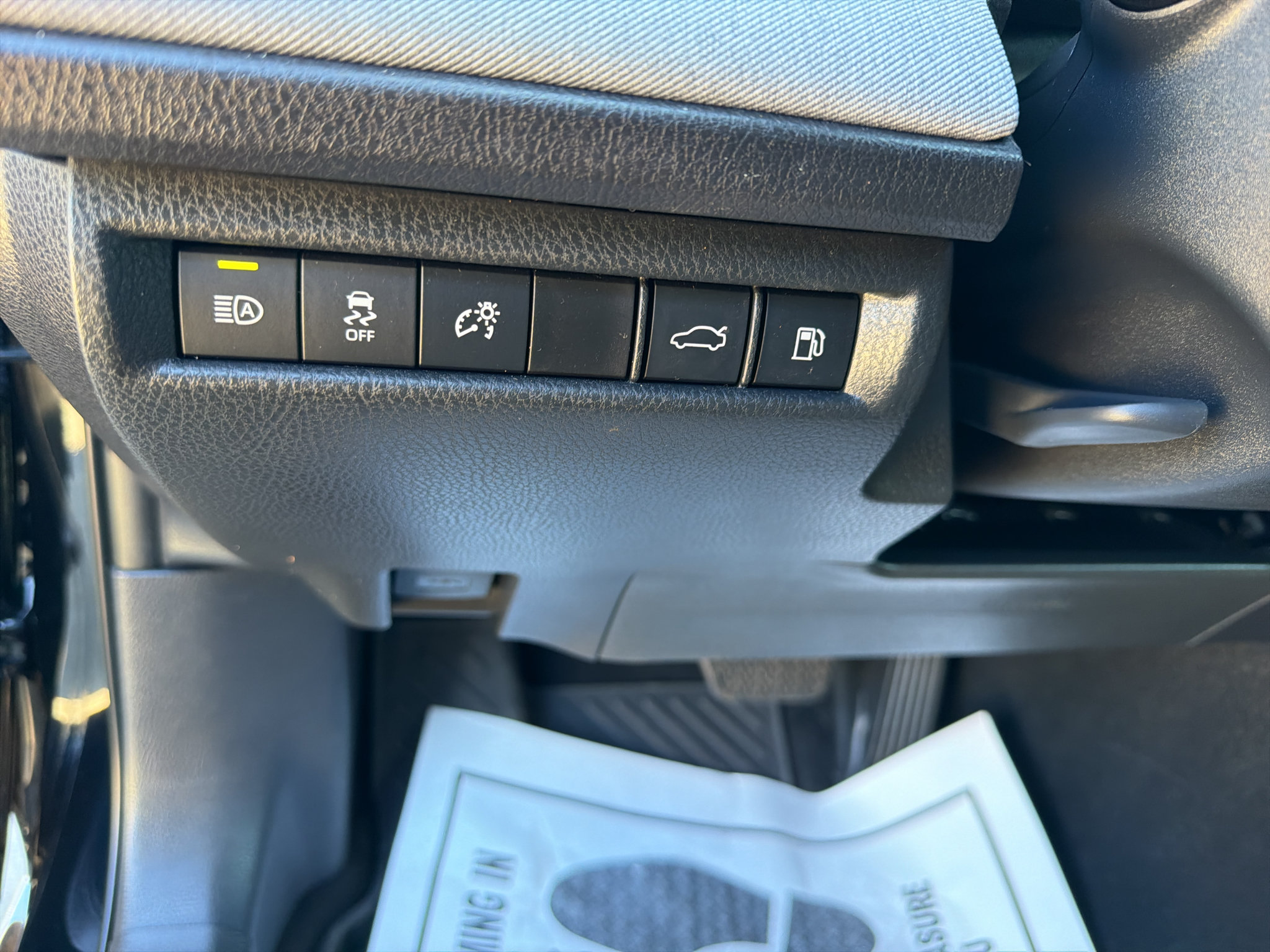 Used 2026 Toyota Camry LE FWD image 10