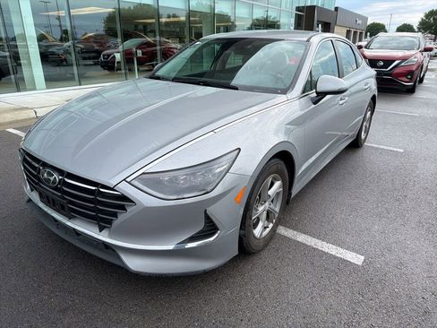 Used 2023 Hyundai Sonata SE FWD image 14