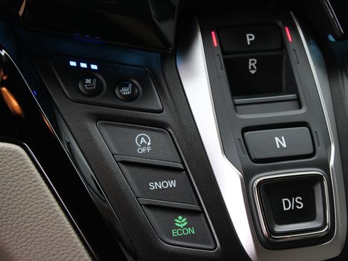 Used 2024 Honda Odyssey Elite image 18